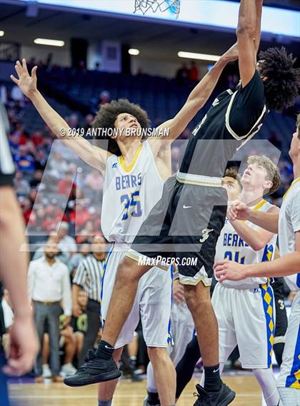 Thumbnail 3 in Mt. Shasta vs. Foothill (CIF State D5 Final) photogallery.