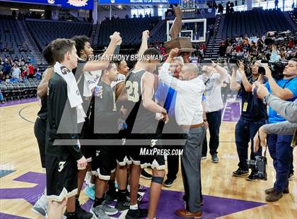 Thumbnail 1 in Mt. Shasta vs. Foothill (CIF State D5 Final) photogallery.