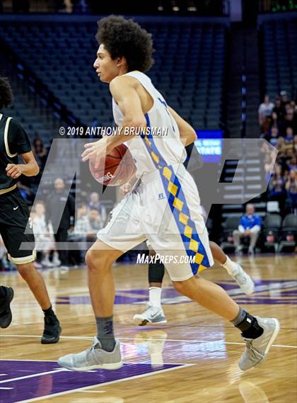 Thumbnail 2 in Mt. Shasta vs. Foothill (CIF State D5 Final) photogallery.