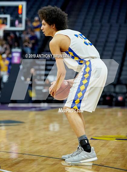 Thumbnail 3 in Mt. Shasta vs. Foothill (CIF State D5 Final) photogallery.
