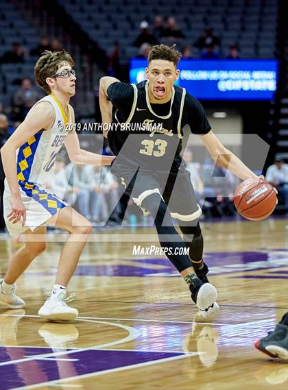 Thumbnail 1 in Mt. Shasta vs. Foothill (CIF State D5 Final) photogallery.