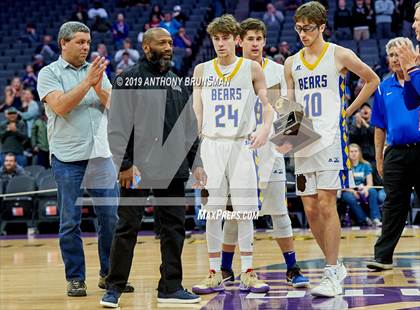 Thumbnail 3 in Mt. Shasta vs. Foothill (CIF State D5 Final) photogallery.