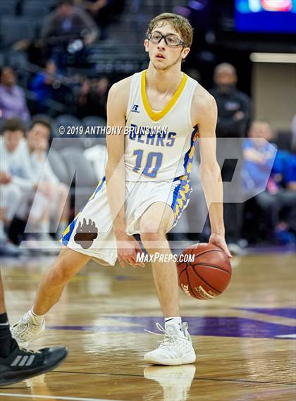 Thumbnail 3 in Mt. Shasta vs. Foothill (CIF State D5 Final) photogallery.