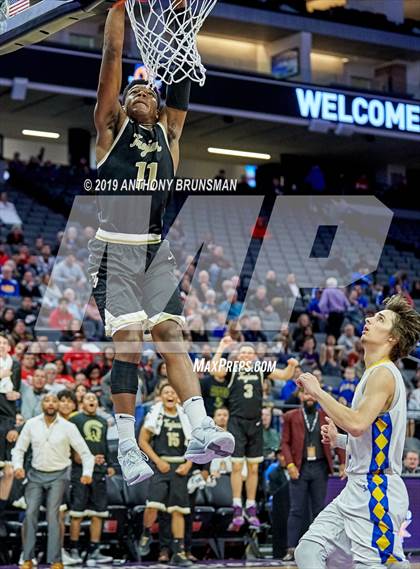 Thumbnail 1 in Mt. Shasta vs. Foothill (CIF State D5 Final) photogallery.