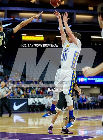 Thumbnail 1 in Mt. Shasta vs. Foothill (CIF State D5 Final) photogallery.