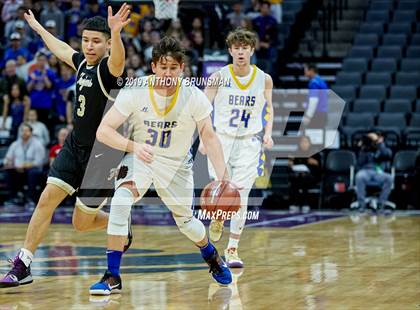 Thumbnail 2 in Mt. Shasta vs. Foothill (CIF State D5 Final) photogallery.