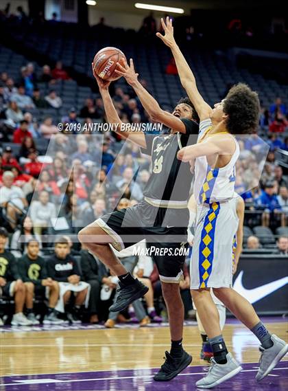 Thumbnail 3 in Mt. Shasta vs. Foothill (CIF State D5 Final) photogallery.