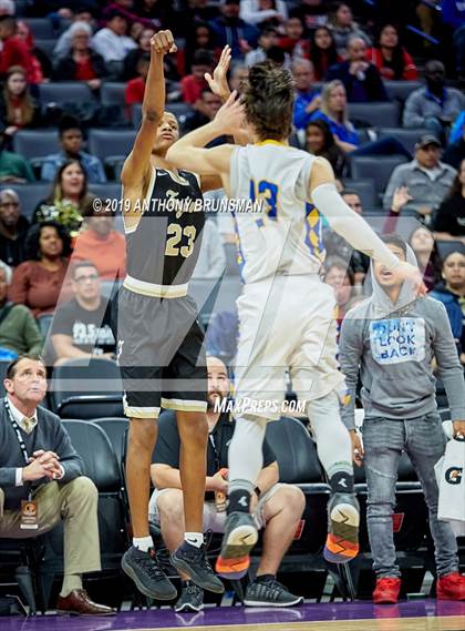 Thumbnail 3 in Mt. Shasta vs. Foothill (CIF State D5 Final) photogallery.
