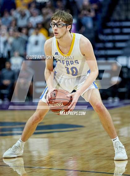 Thumbnail 1 in Mt. Shasta vs. Foothill (CIF State D5 Final) photogallery.