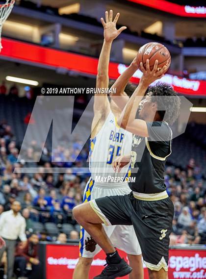 Thumbnail 1 in Mt. Shasta vs. Foothill (CIF State D5 Final) photogallery.