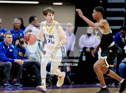 Thumbnail 3 in Mt. Shasta vs. Foothill (CIF State D5 Final) photogallery.