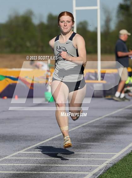 Thumbnail 1 in MSL Buckeye Championships (Girls Field Events) photogallery.