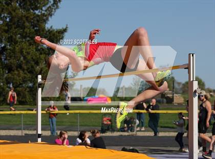 Thumbnail 1 in MSL Buckeye Championships (Girls Field Events) photogallery.
