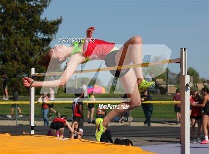 Thumbnail 2 in MSL Buckeye Championships (Girls Field Events) photogallery.