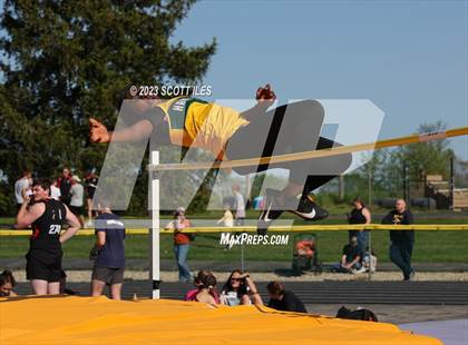 Thumbnail 1 in MSL Buckeye Championships (Girls Field Events) photogallery.