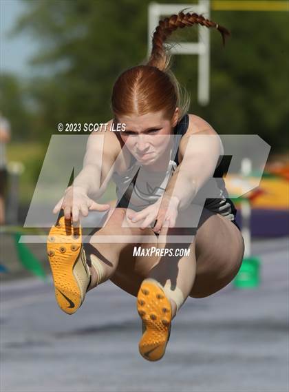 Thumbnail 2 in MSL Buckeye Championships (Girls Field Events) photogallery.