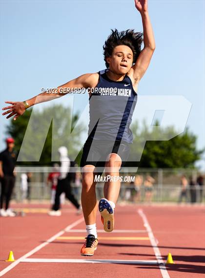 Thumbnail 1 in Mustang Invitational photogallery.