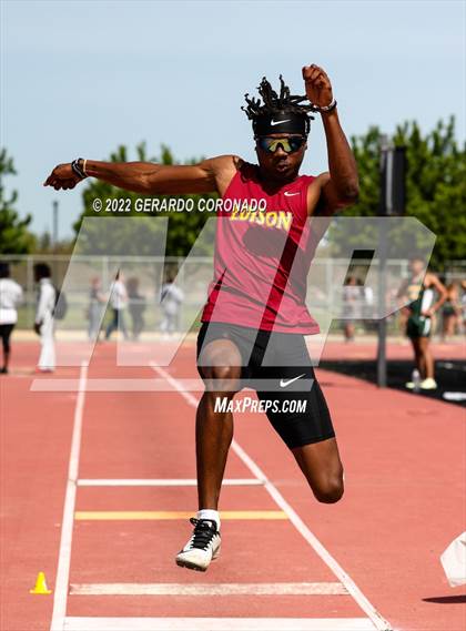 Thumbnail 3 in Mustang Invitational photogallery.