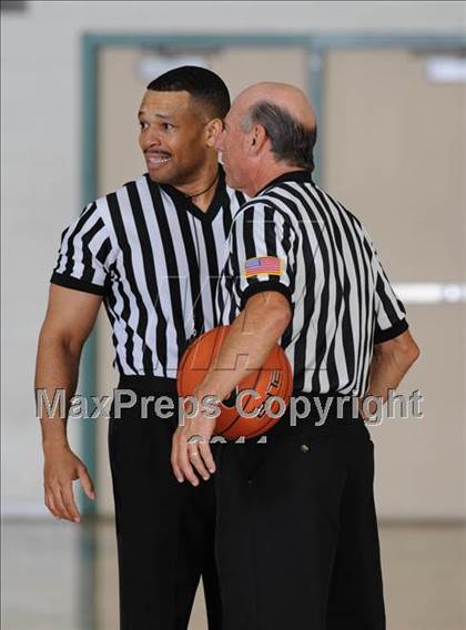 Thumbnail 1 in Burroughs vs. Poly (Canyon Classic) photogallery.
