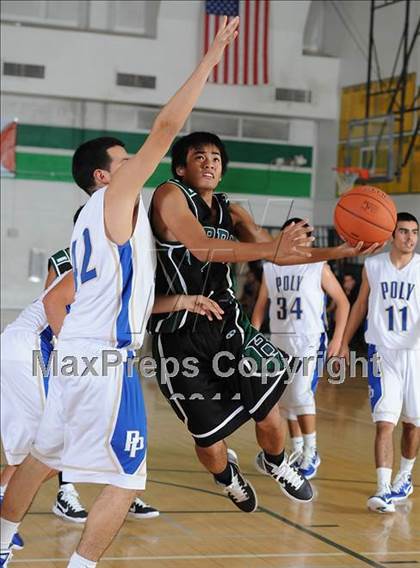 Thumbnail 3 in Burroughs vs. Poly (Canyon Classic) photogallery.
