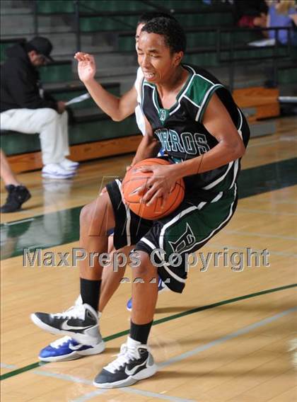 Thumbnail 2 in Burroughs vs. Poly (Canyon Classic) photogallery.