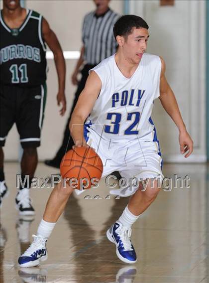 Thumbnail 1 in Burroughs vs. Poly (Canyon Classic) photogallery.