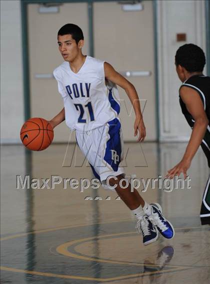 Thumbnail 2 in Burroughs vs. Poly (Canyon Classic) photogallery.