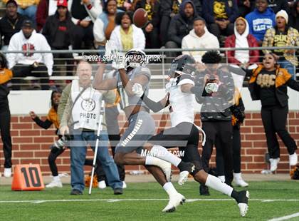 Thumbnail 1 in South Oak Cliff vs. Aledo (Round 3 Regional Semifinal) photogallery.