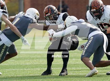 Thumbnail 3 in South Oak Cliff vs. Aledo (Round 3 Regional Semifinal) photogallery.