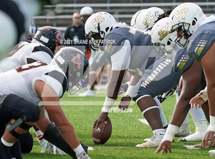 Thumbnail 3 in South Oak Cliff vs. Aledo (Round 3 Regional Semifinal) photogallery.
