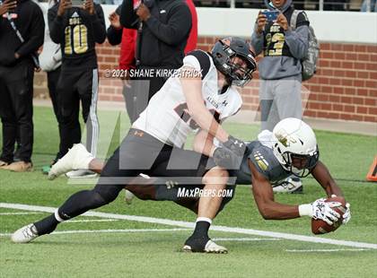 Thumbnail 3 in South Oak Cliff vs. Aledo (Round 3 Regional Semifinal) photogallery.