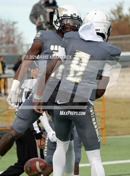 Thumbnail 1 in South Oak Cliff vs. Aledo (Round 3 Regional Semifinal) photogallery.