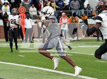 Thumbnail 3 in South Oak Cliff vs. Aledo (Round 3 Regional Semifinal) photogallery.
