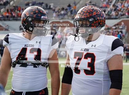 Thumbnail 2 in South Oak Cliff vs. Aledo (Round 3 Regional Semifinal) photogallery.