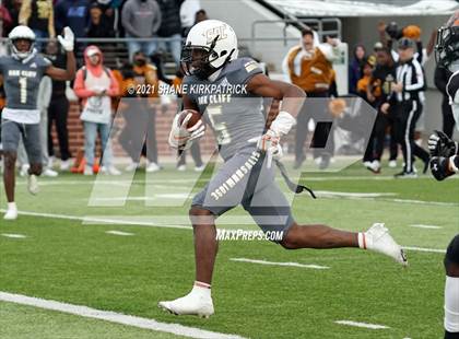 Thumbnail 2 in South Oak Cliff vs. Aledo (Round 3 Regional Semifinal) photogallery.