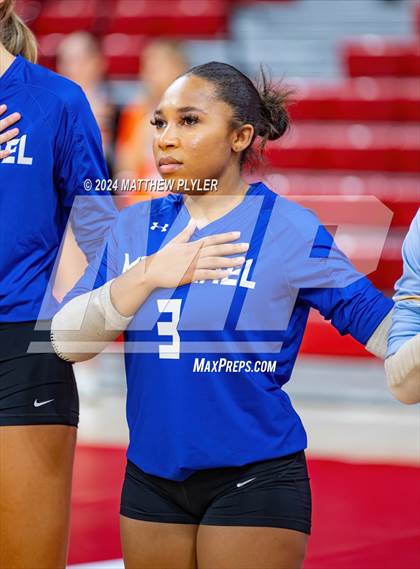 Thumbnail 2 in McMichael vs Seaforth (NCHSAA 2A Final - Awards) photogallery.