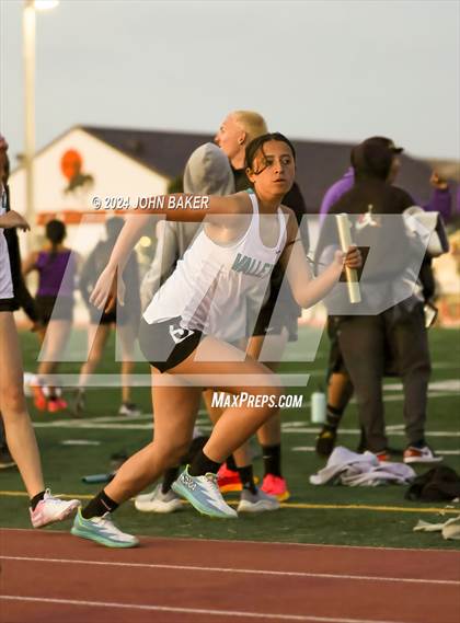 Thumbnail 3 in Fernley Invitational (4X400M Relay) photogallery.