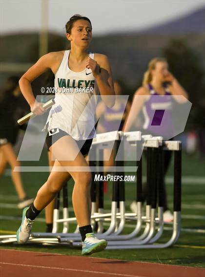 Thumbnail 3 in Fernley Invitational (4X400M Relay) photogallery.
