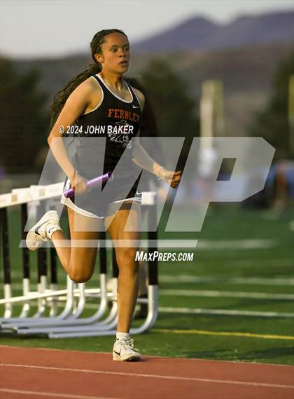 Thumbnail 3 in Fernley Invitational (4X400M Relay) photogallery.