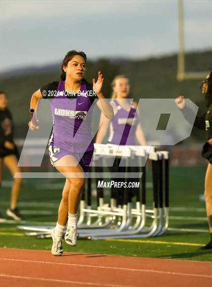Thumbnail 1 in Fernley Invitational (4X400M Relay) photogallery.