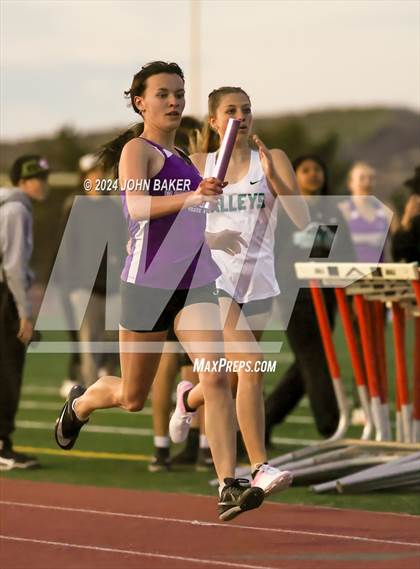 Thumbnail 2 in Fernley Invitational (4X400M Relay) photogallery.