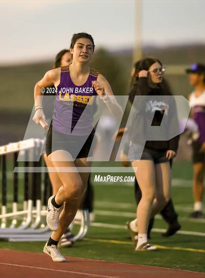 Thumbnail 3 in Fernley Invitational (4X400M Relay) photogallery.