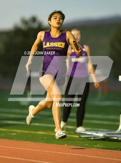 Thumbnail 1 in Fernley Invitational (4X400M Relay) photogallery.