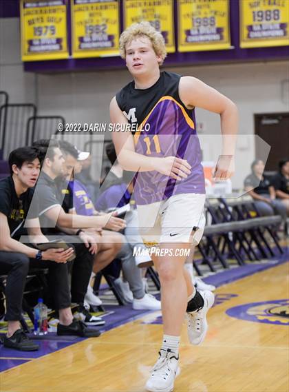 Thumbnail 3 in Mountain View vs Mesa (AIA 6A Round 1 Playoff) photogallery.