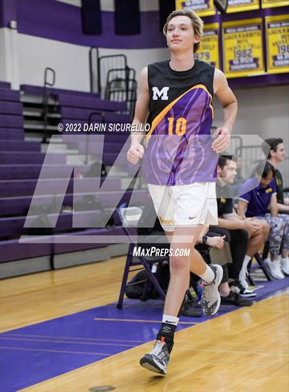 Thumbnail 2 in Mountain View vs Mesa (AIA 6A Round 1 Playoff) photogallery.