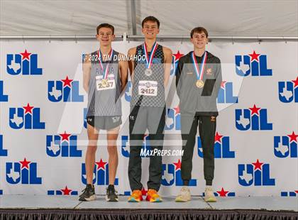 Thumbnail 1 in UIL Boys Cross Country Finals (Awards) photogallery.