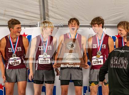 Thumbnail 3 in UIL Boys Cross Country Finals (Awards) photogallery.