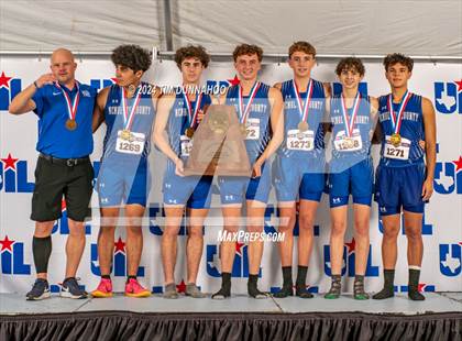 Thumbnail 2 in UIL Boys Cross Country Finals (Awards) photogallery.