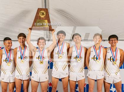 Thumbnail 2 in UIL Boys Cross Country Finals (Awards) photogallery.