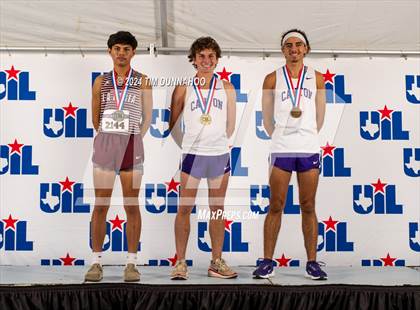Thumbnail 3 in UIL Boys Cross Country Finals (Awards) photogallery.